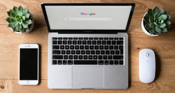 Google changes its search box