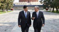 Trump-Xi summit live: US and Chinese presidents tour Temple of Heaven