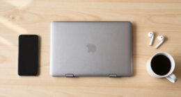 How to Choose Portable Laptop Stands